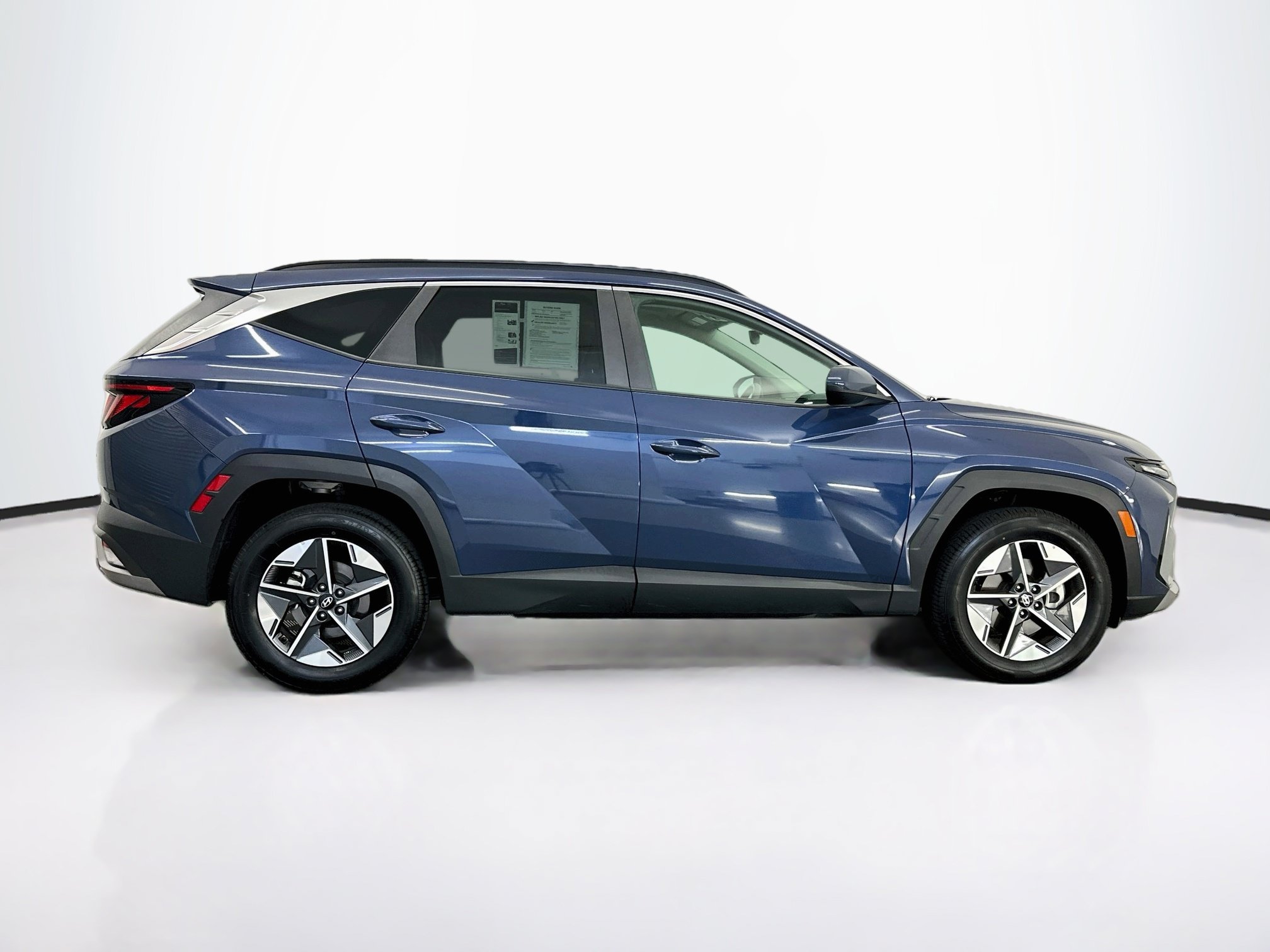Used 2025 Hyundai Tucson SEL AWD/4WD image 10