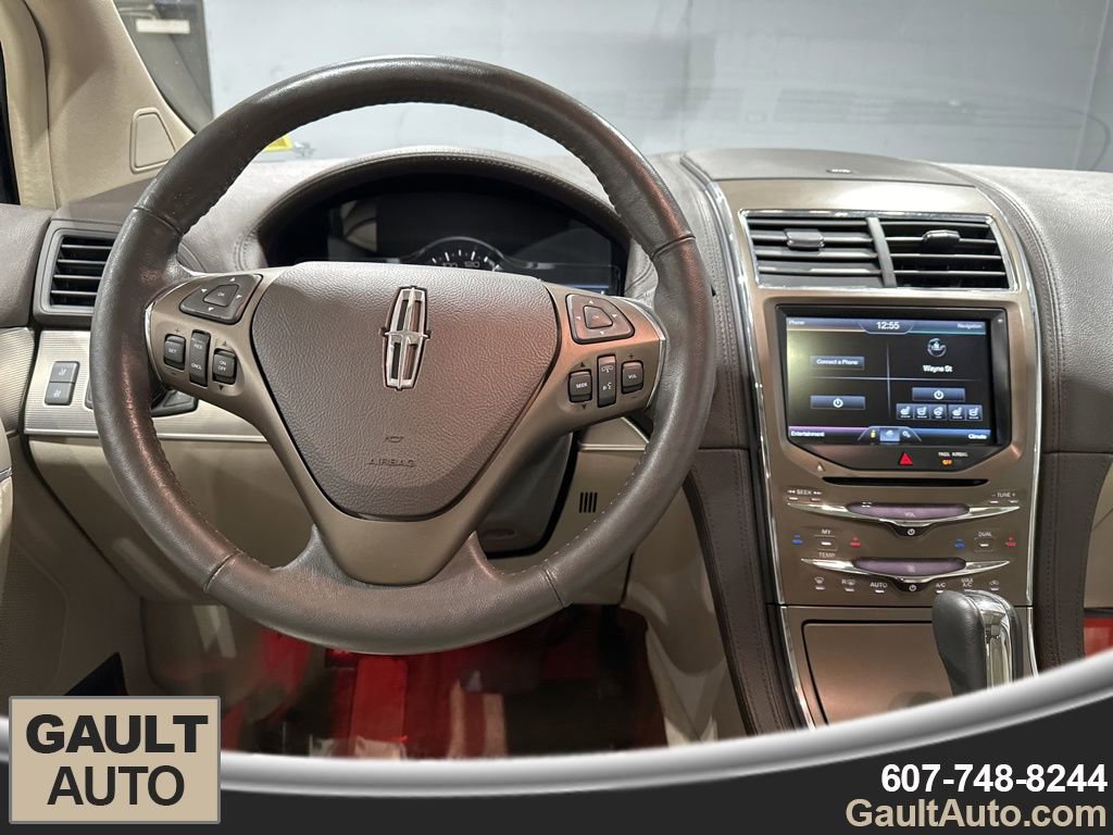 Used 2015 Lincoln MKX AWD w/ Equipment Group 102A image 8
