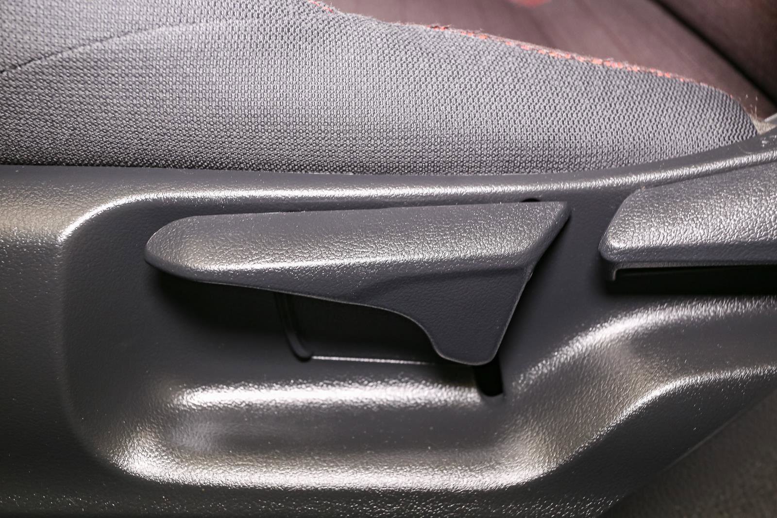 Used 2023 Toyota Corolla SE w/ Carpet Mat Package (TMS) FWD image 42