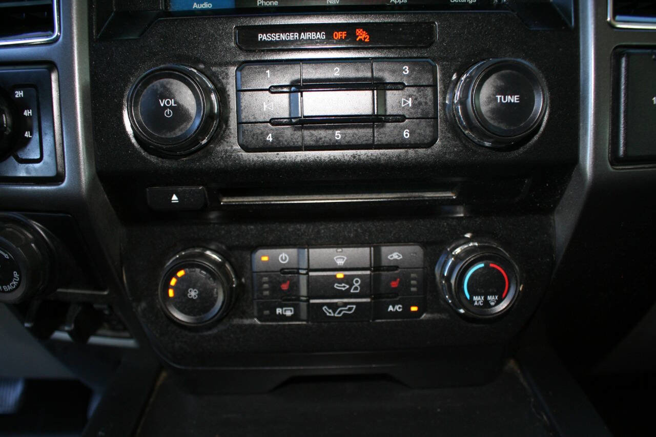 Used 2017 Ford F150 XLT w/ Equipment Group 302A Luxury image 21