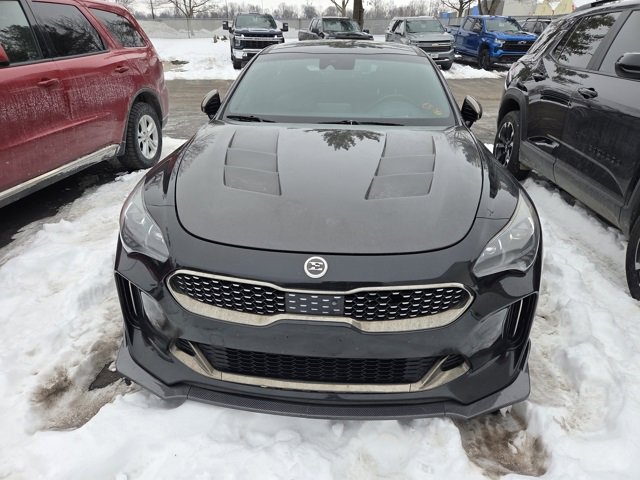Used 2019 Kia Stinger GT2 image 2