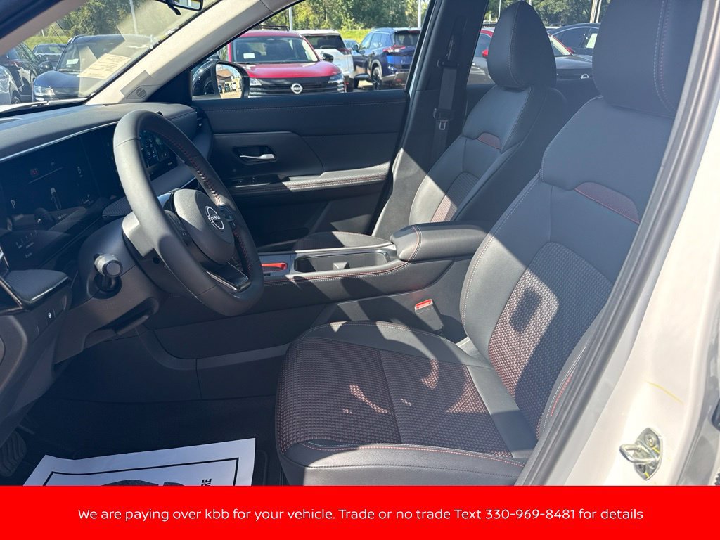 New 2027 Nissan Kicks SR AWD/4WD image 9