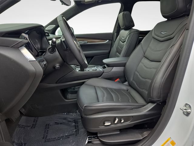 New 2025 Cadillac XT6 Premium Luxury w/ Platinum Package AWD/4WD image 15
