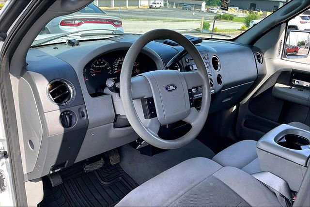 Used 2005 Ford F150 XLT RWD image 13