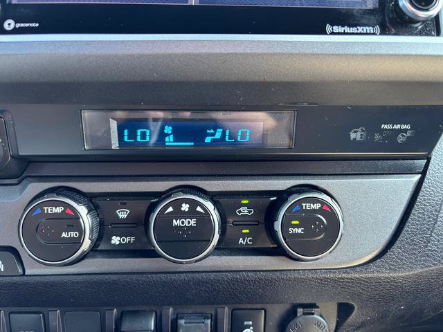 Used 2022 Toyota Tacoma TRD Off-Road AWD/4WD image 22