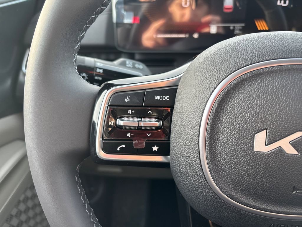 New 2026 Kia Carnival FWD image 26