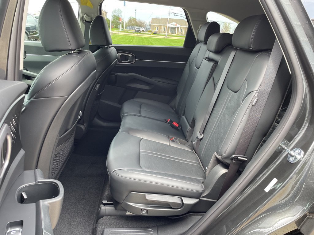 New 2026 Kia Sorento EX AWD/4WD image 10