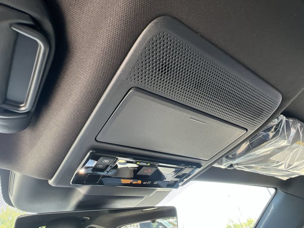New 2026 Toyota RAV4 XSE AWD/4WD image 29