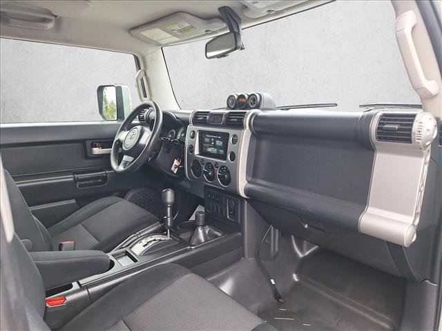 Used 2010 Toyota FJ Cruiser 4WD image 19