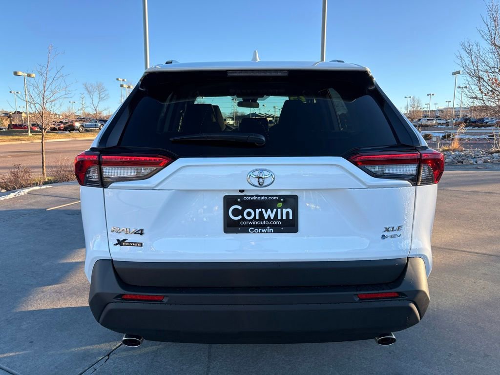 Used 2025 Toyota RAV4 XLE image 6