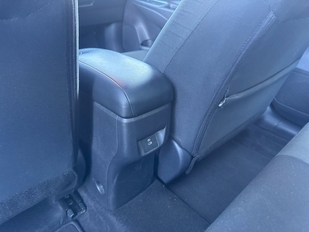 Used 2024 Nissan Versa SR FWD image 21