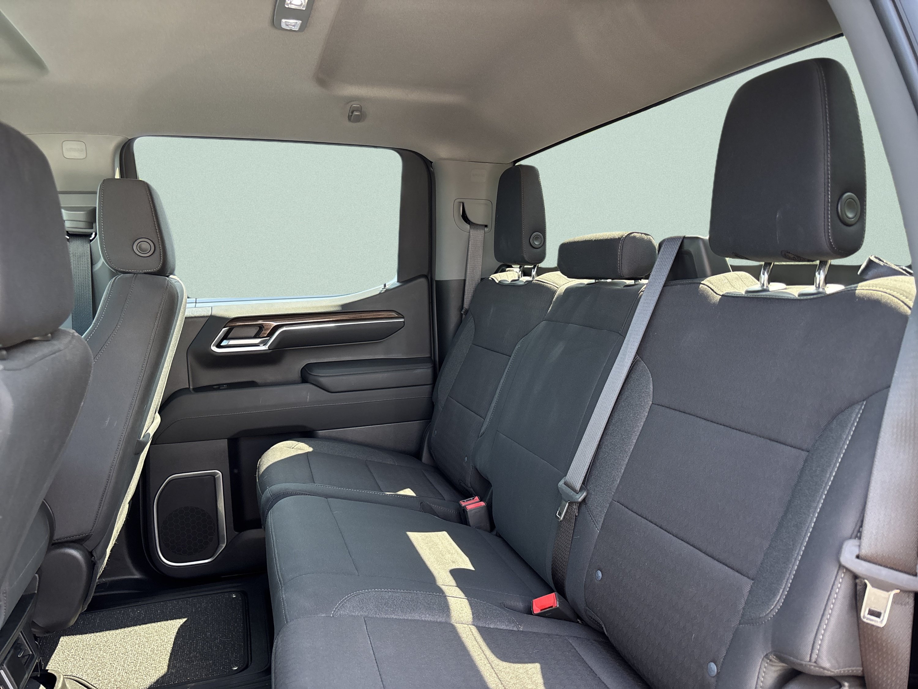 Used 2024 Chevrolet Silverado 1500 RST w/ Rally Edition AWD/4WD image 18
