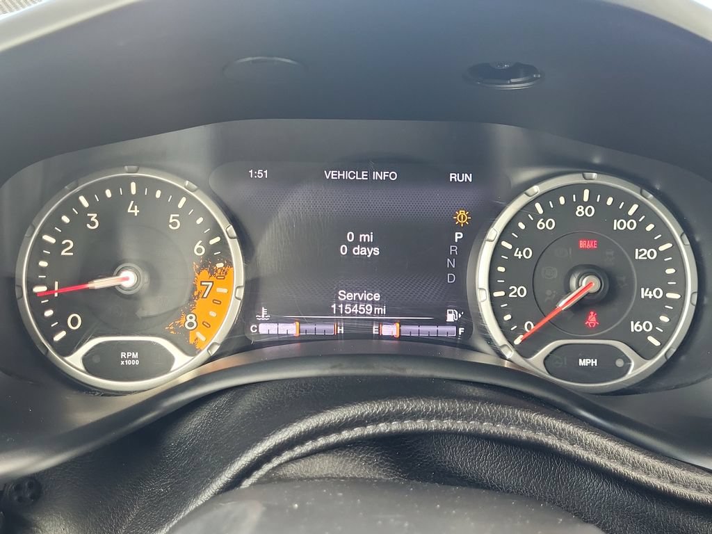 Used 2015 Jeep Renegade Trailhawk w/ Safety & Security Group I AWD/4WD image 23