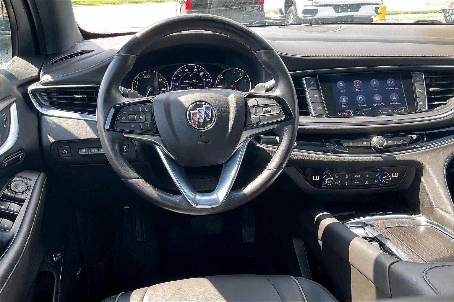 Used 2023 Buick Enclave Avenir w/ Avenir Technology Package AWD/4WD image 5