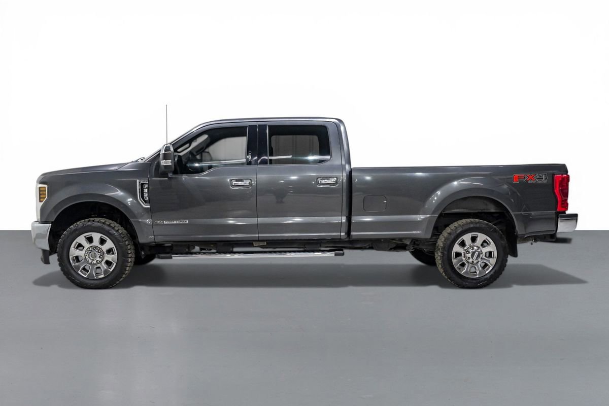 Used 2019 Ford F350 Lariat w/ Chrome Package AWD/4WD image 9