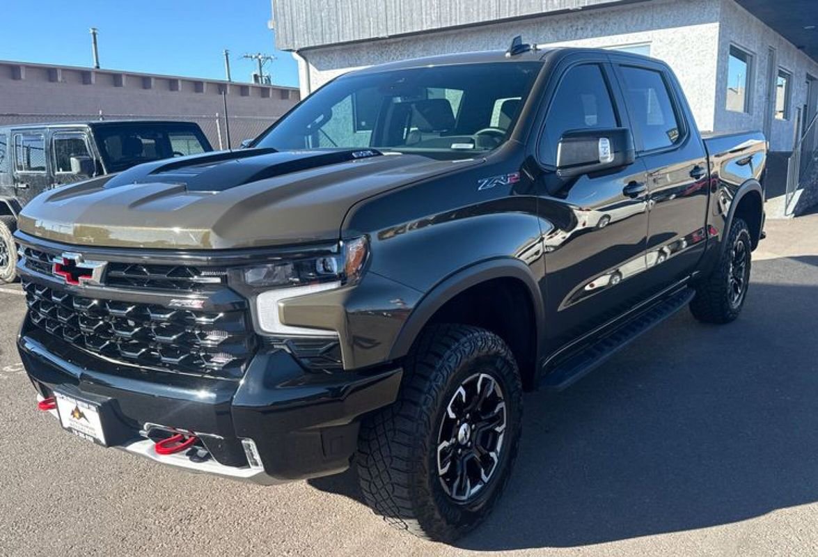 Used 2023 Chevrolet Silverado 1500 ZR2 image 6