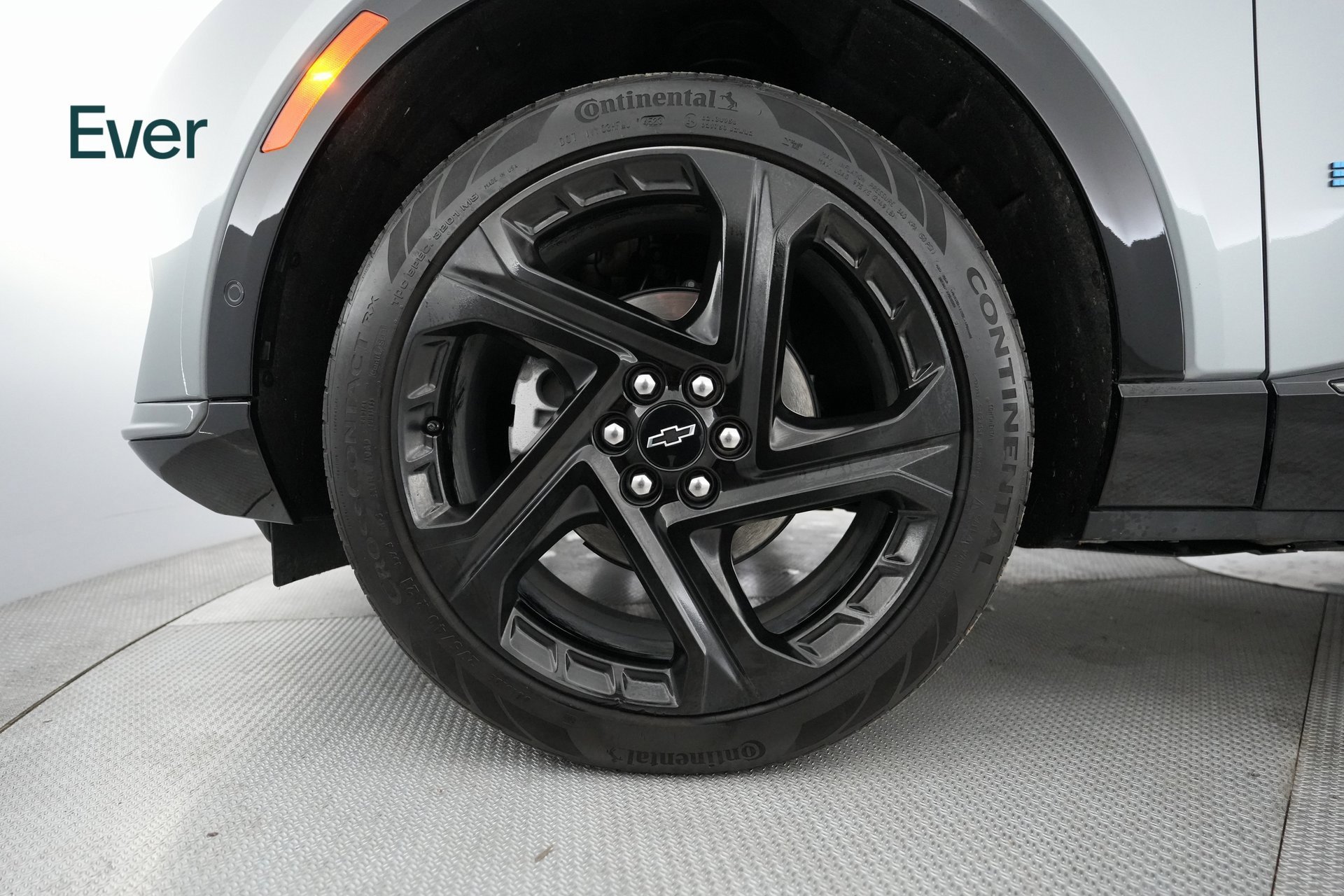 Used 2024 Chevrolet Equinox EV RS image 17