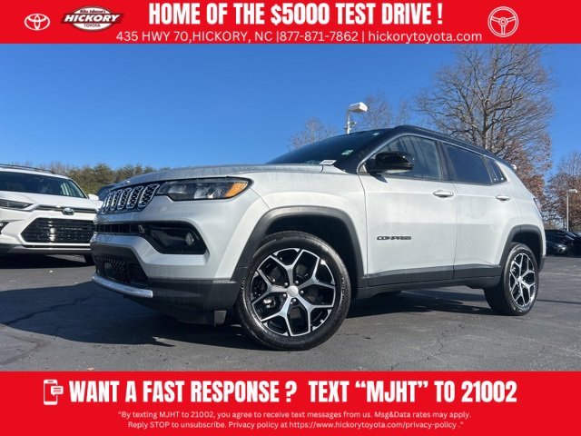 Used 2024 Jeep Compass Limited image 1