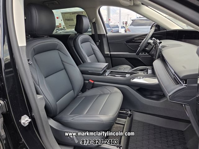 New 2026 Lincoln Nautilus Premier AWD/4WD image 13