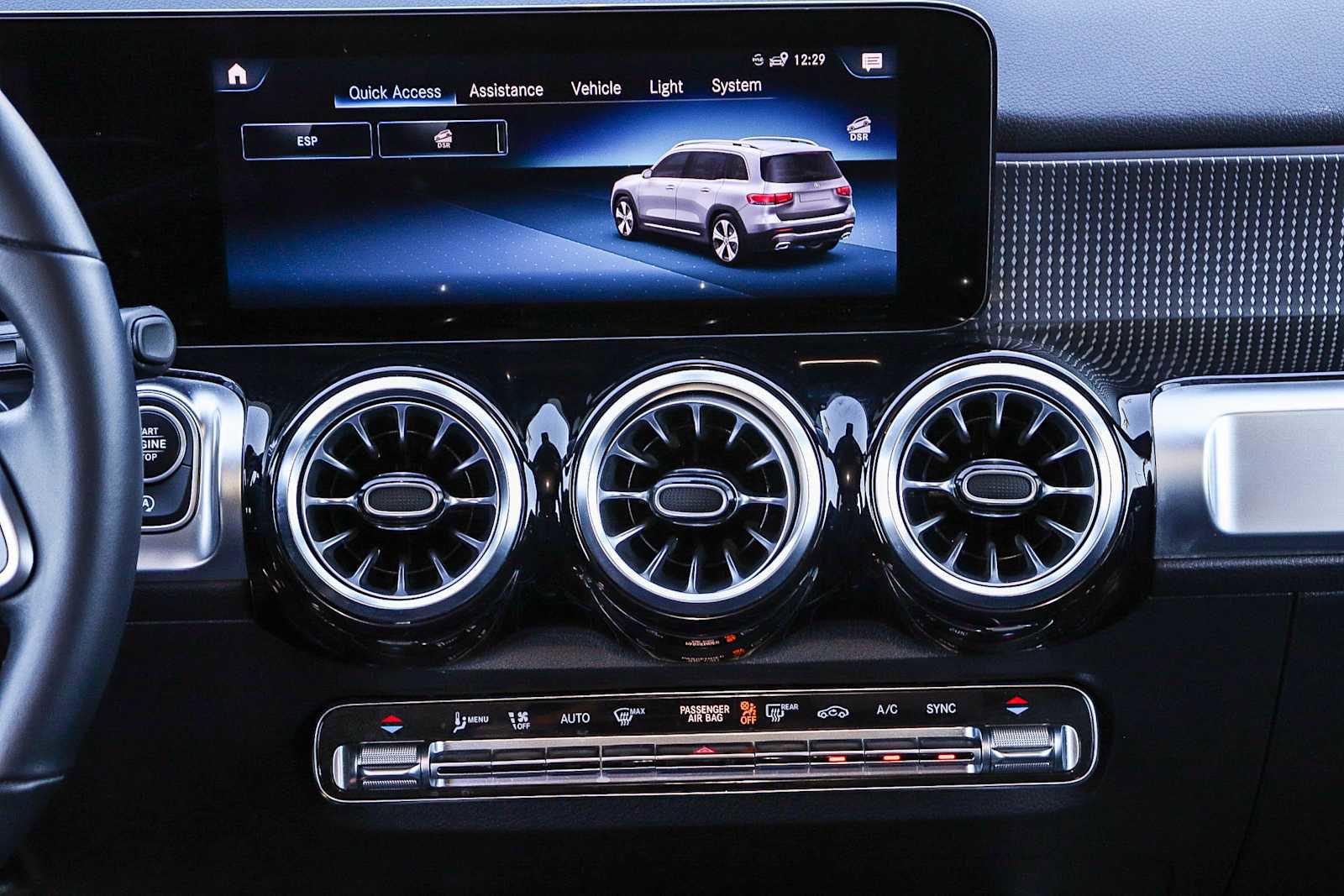 Used 2023 Mercedes-Benz GLB 250 4MATIC image 12