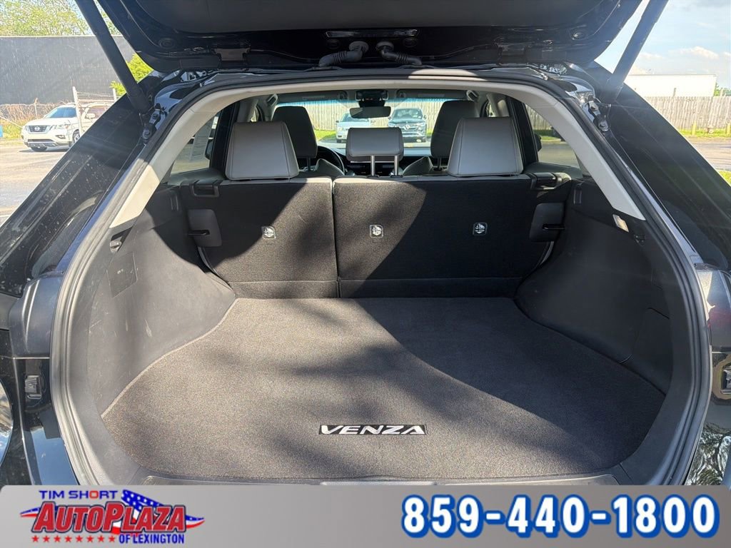 Used 2024 Toyota Venza XLE AWD/4WD image 18