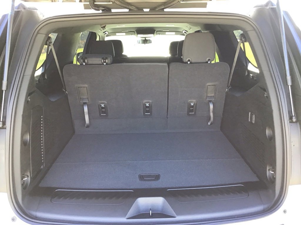 New 2026 Chevrolet Suburban LS image 6