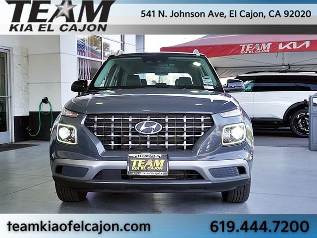 Used 2024 Hyundai Venue Limited image 4