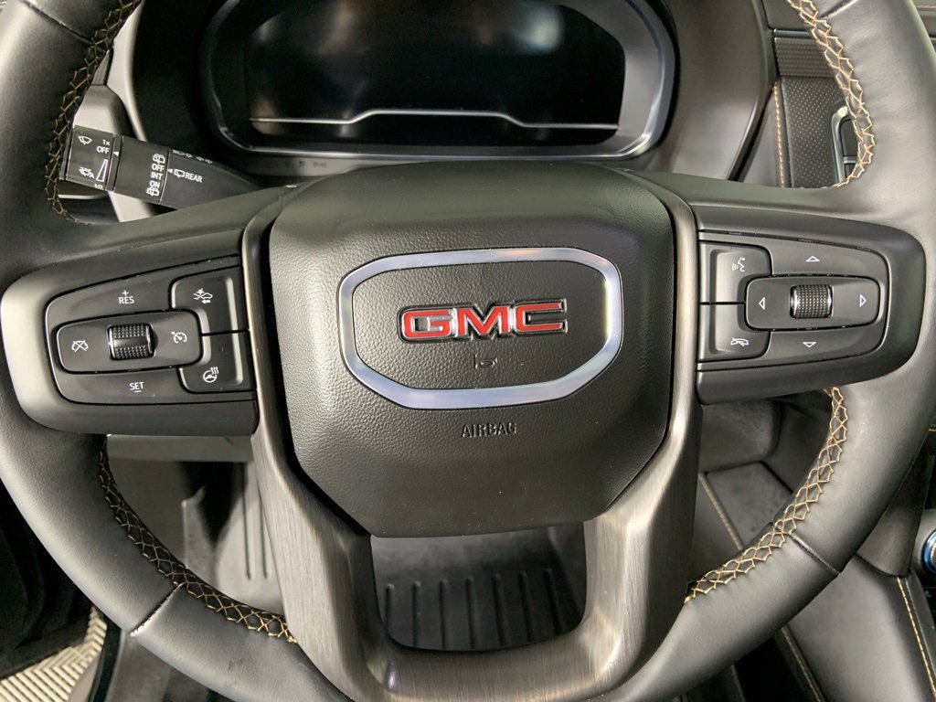 Used 2024 GMC Yukon AT4 w/ Technology Package image 38