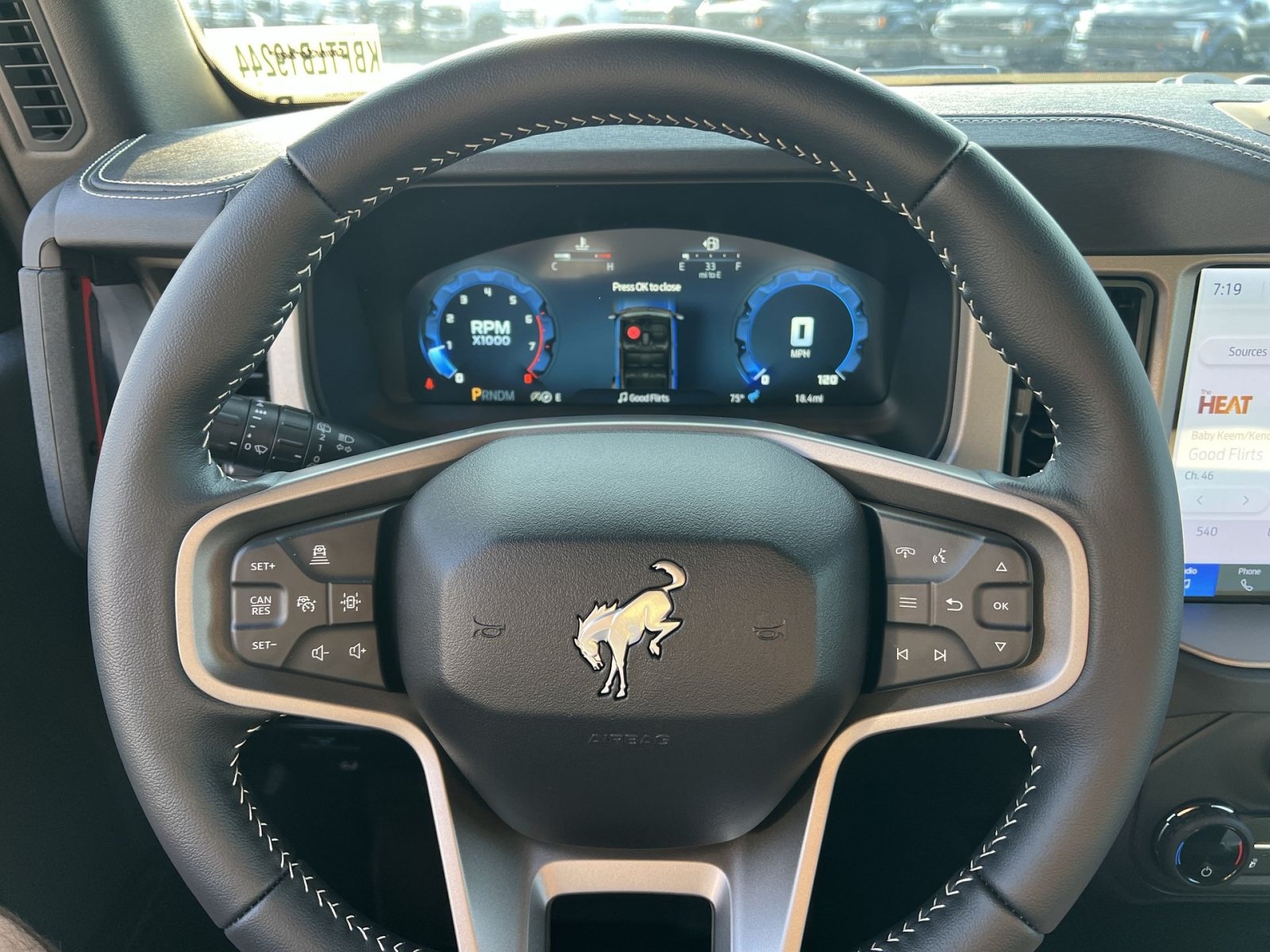 New 2026 Ford Bronco Outer Banks w/ Sasquatch Package AWD/4WD image 16