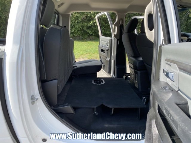 Used 2022 RAM 1500 Classic SLT w/ Electronics Group image 41