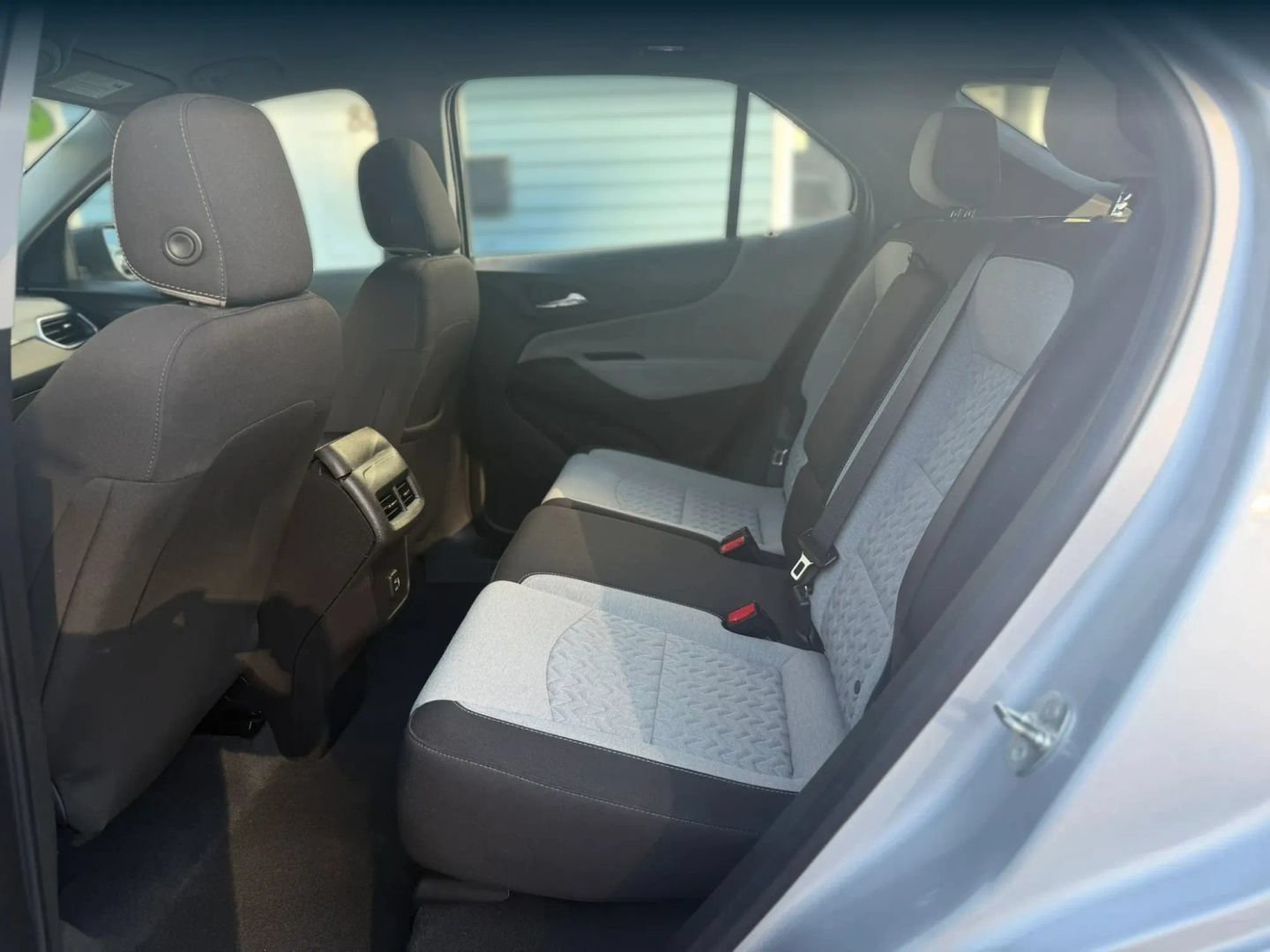 Used 2022 Chevrolet Equinox LS AWD/4WD image 27