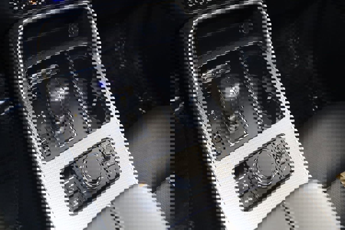 Used 2024 MAZDA CX-90 Plug-In Hybrid w/ Premium Plus image 33