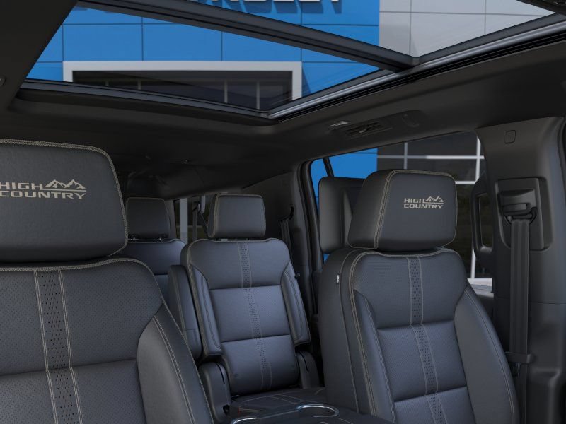 New 2026 Chevrolet Suburban High Country AWD/4WD image 24