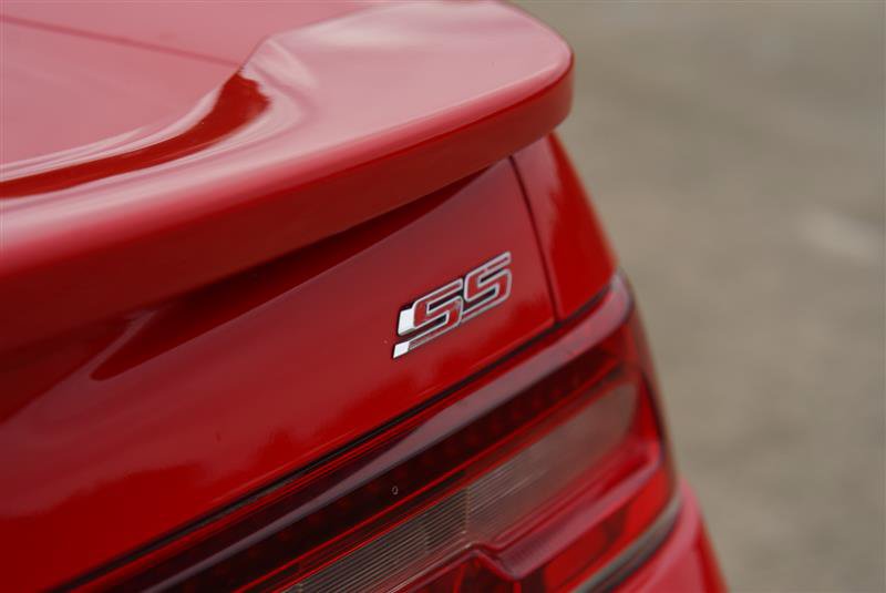 Used 2015 Chevrolet Camaro SS w/ RS Package RWD image 46