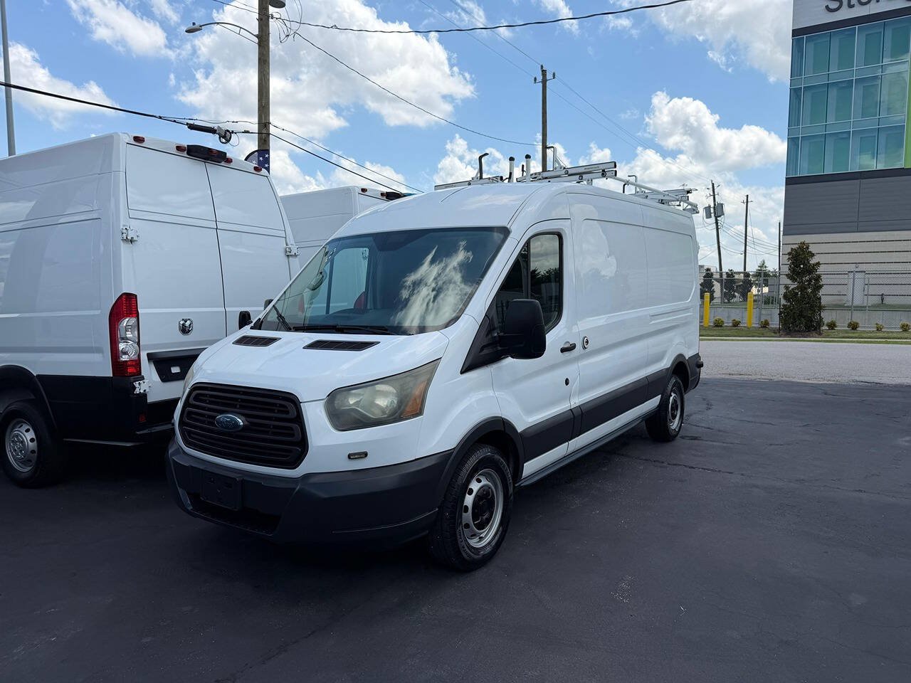 Used 2015 Ford Transit 150 148 Medium Roof RWD image 27
