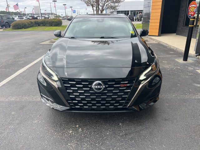 Used 2023 Nissan Altima 2.5 SR image 3