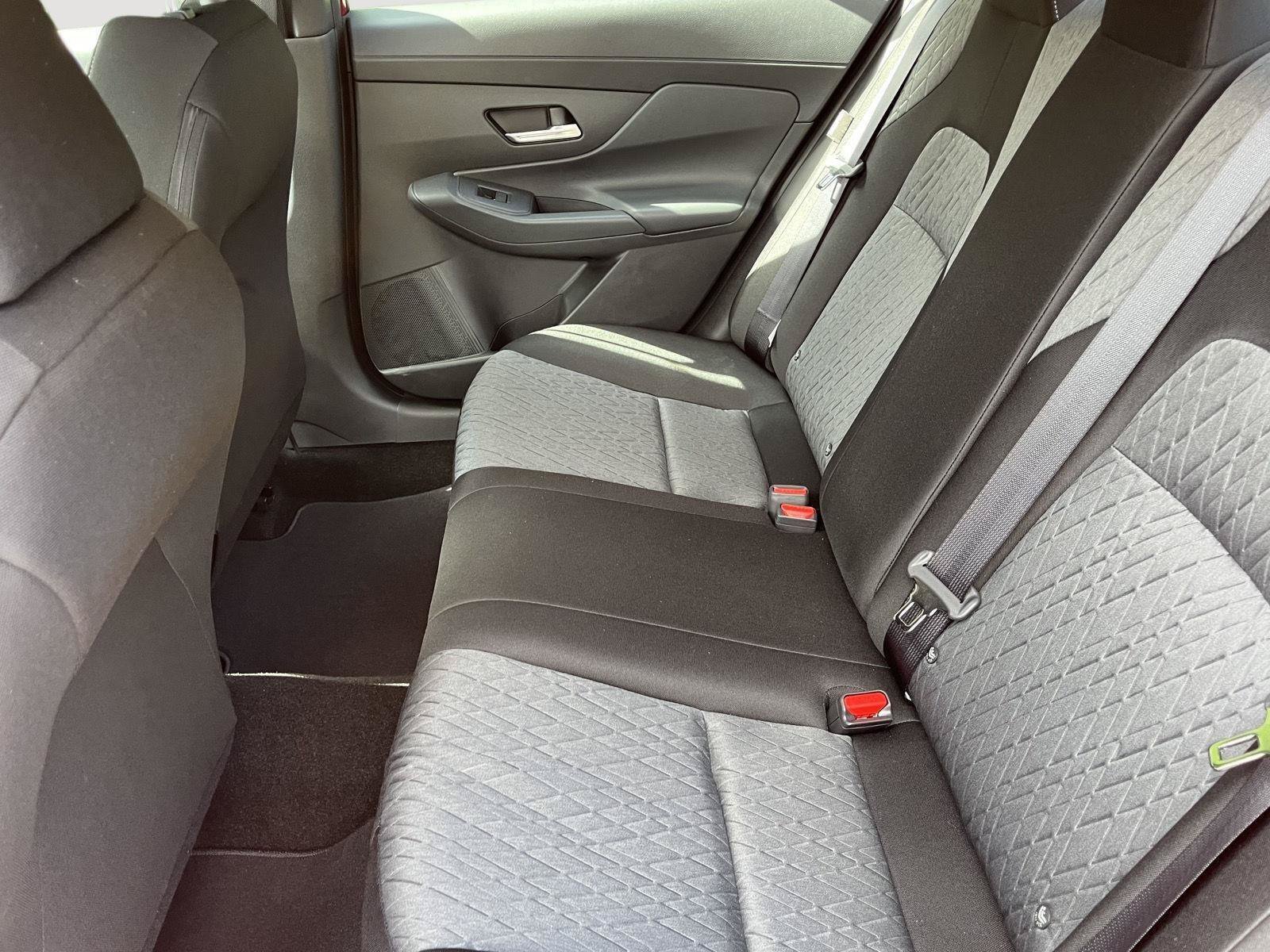 New 2026 Nissan Sentra SV w/ SV Convenience Package FWD image 17