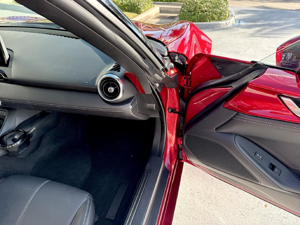 Used 2023 MAZDA MX-5 Miata Grand Touring w/ Weather Package RWD image 21