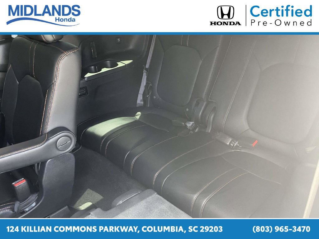 Certified 2025 Honda Pilot TrailSport image 11
