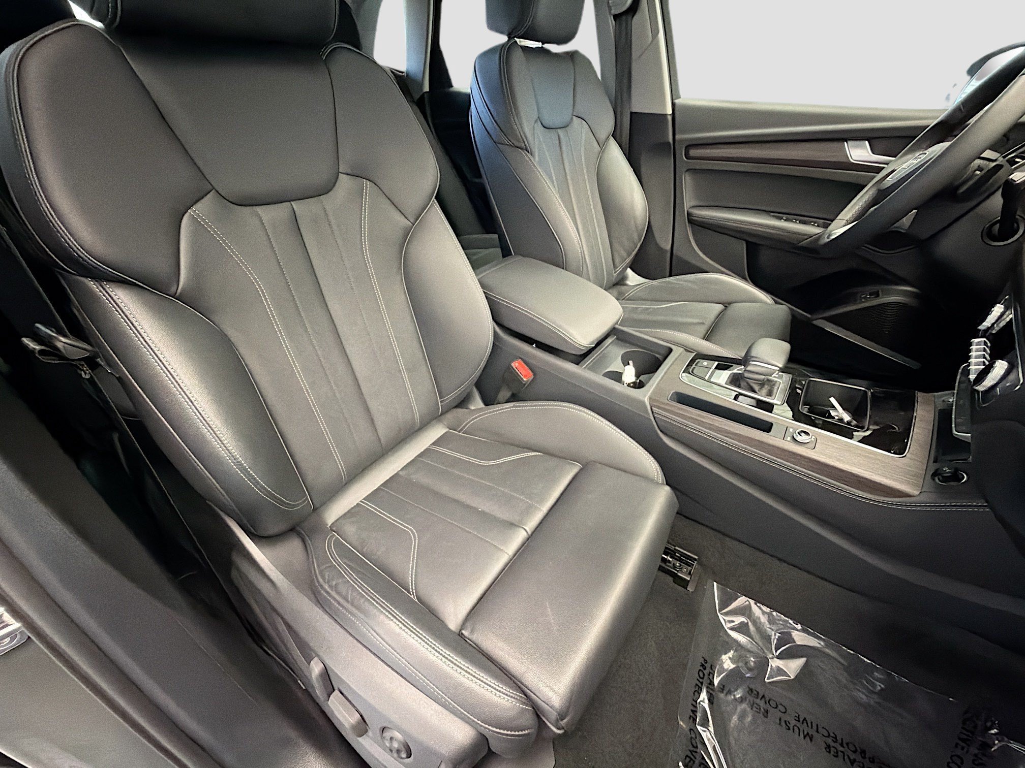 Used 2024 Audi Q5 e Premium Plus w/ Premium Plus Package AWD/4WD image 15