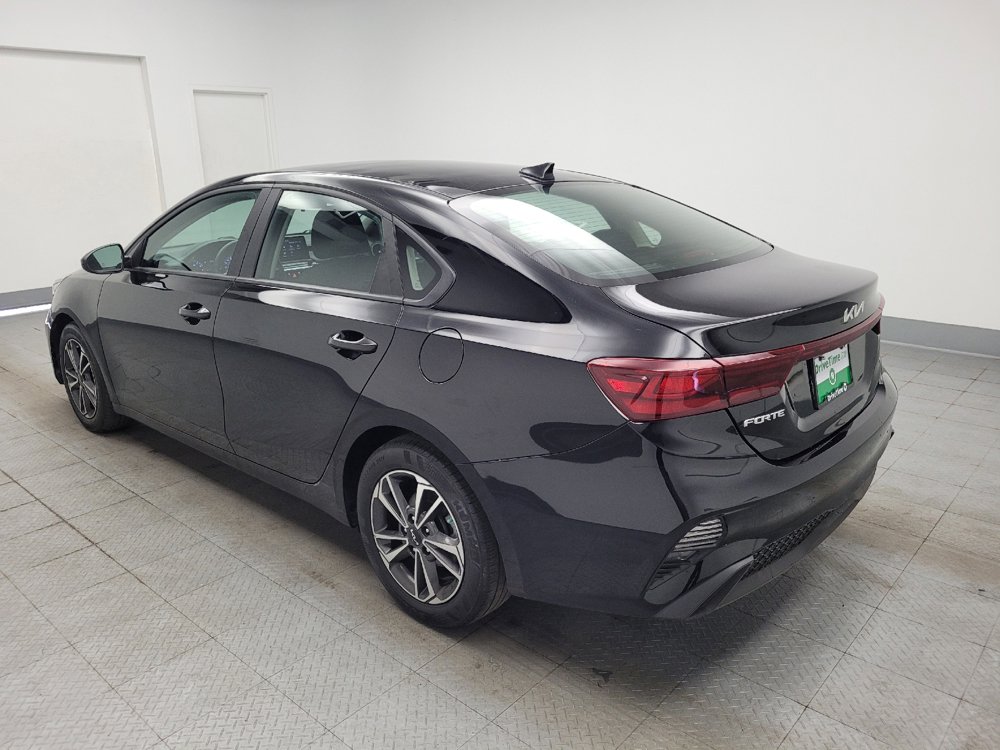 Used 2022 Kia Forte LXS FWD image 5