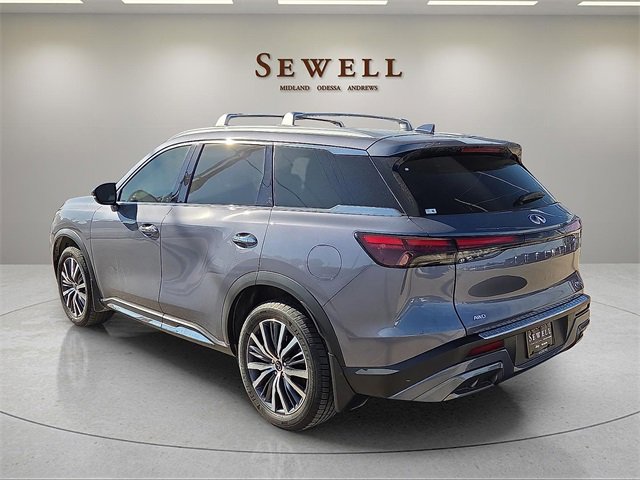 Used 2023 INFINITI QX60 Sensory w/ Vision Package image 3