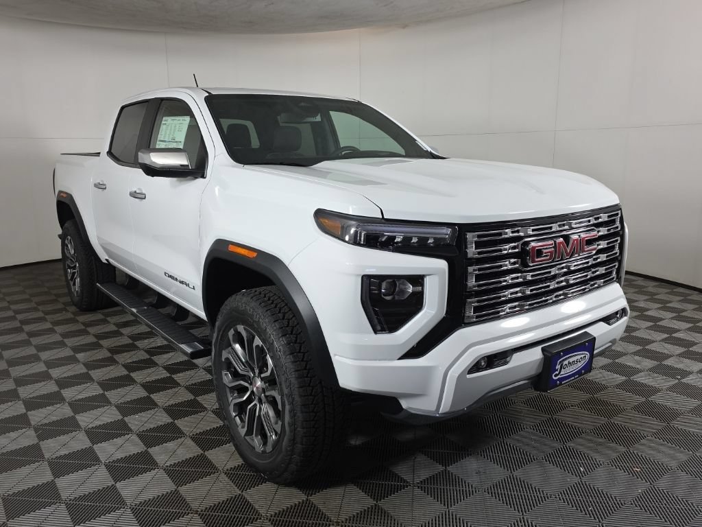 New 2026 GMC Canyon Denali AWD/4WD image 3