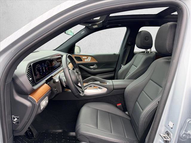 Used 2025 Mercedes-Benz GLE 350 4MATIC w/ Winter Package image 23