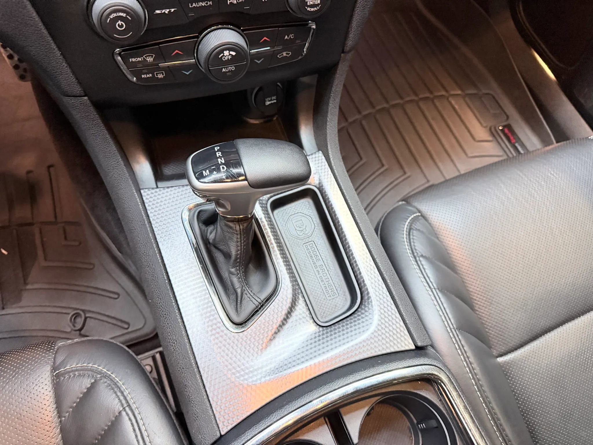 Used 2018 Dodge Charger SRT Hellcat w/ Harman/Kardon Audio Group RWD image 24