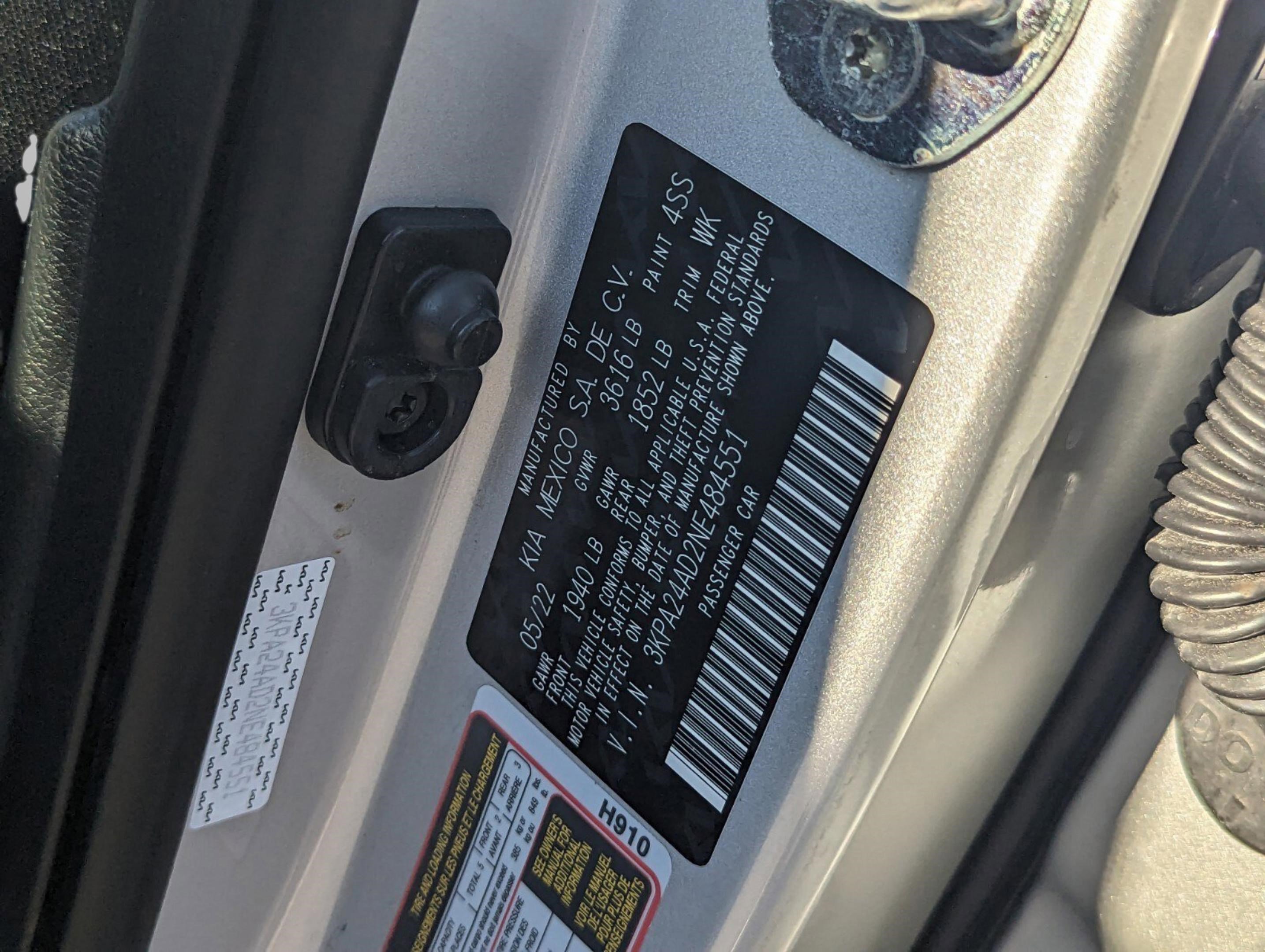 Used 2022 Kia Rio LX image 32