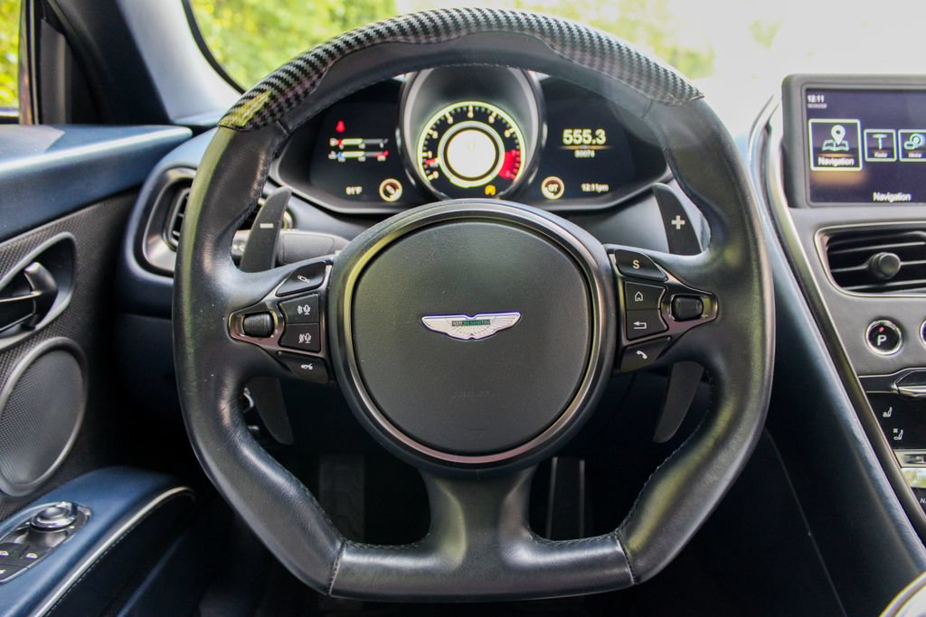 Used 2019 Aston Martin DBS Superleggera RWD image 12
