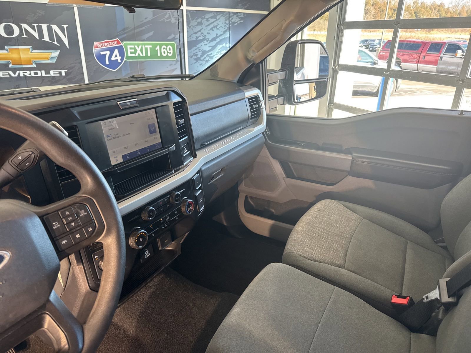 Used 2025 Ford F250 XLT image 26