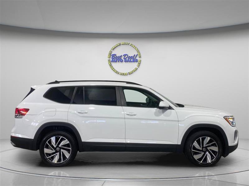 Used 2024 Volkswagen Atlas SE AWD/4WD image 6