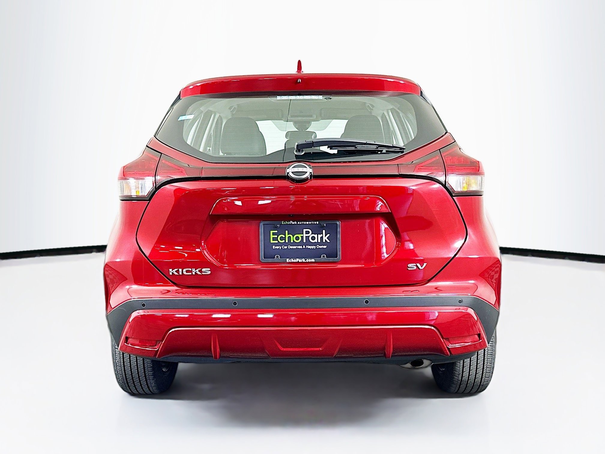 Used 2024 Nissan Kicks SV FWD image 7